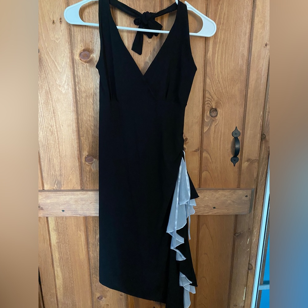 Taboo Black Knee Length party dress